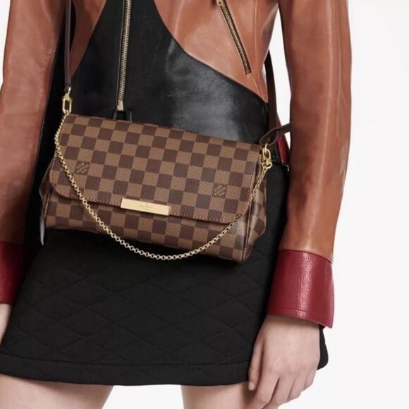 Authentic NEW LOUIS VUITTON Favorite MM Shoulder Bag N41129 Damier ebene - Picture 2 of 15